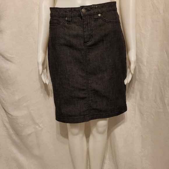 Santana black denim skirt - size 6 - Picture 1 of 7